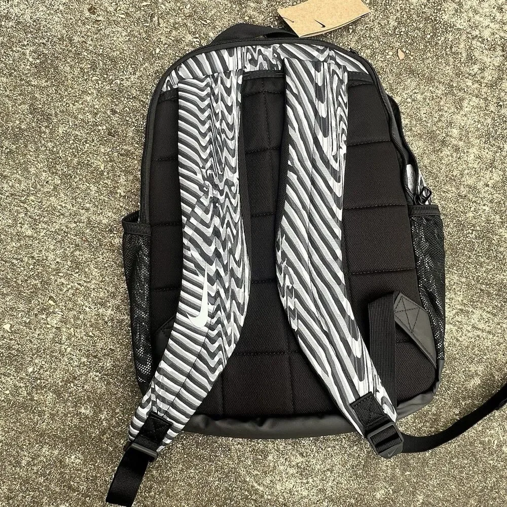 NWT NIKE BRASILIA BACKPACK Travel Gym School Bag Black Smoke Medium IH7966-010